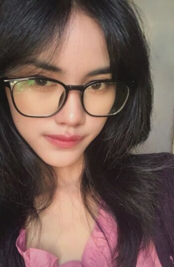 Full leaked Fifi chan private onlyfans photo
