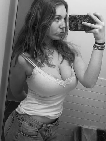 Full leaked Fiona marais private onlyfans photo