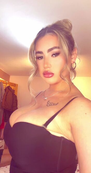 Full leaked Fiona private onlyfans photo
