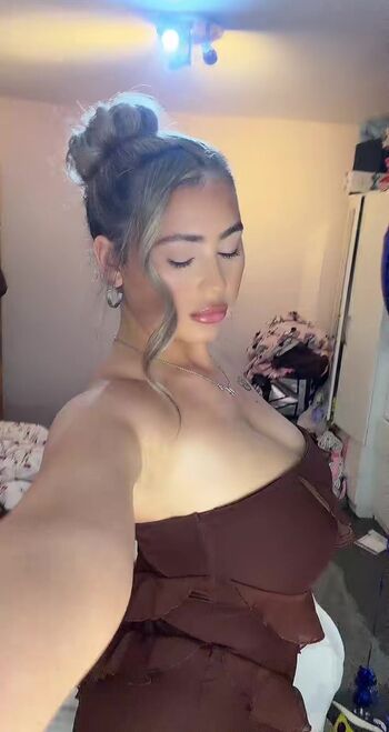 Full leaked Fiona private onlyfans photo