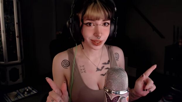 Full leaked Flodaasmr private onlyfans photo
