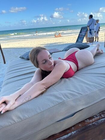 Full leaked Flor lisomini private onlyfans photo