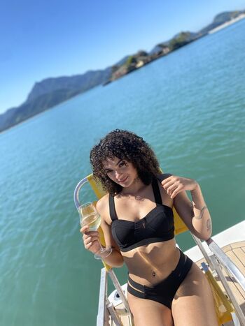 Full leaked Fran oliver page private onlyfans photo