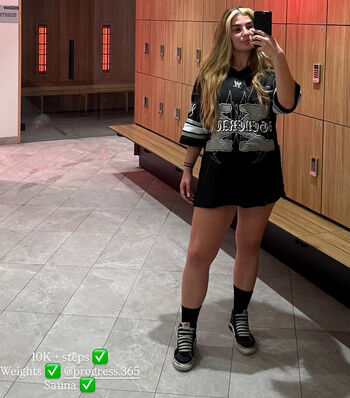 Full leaked Frankie b private onlyfans photo
