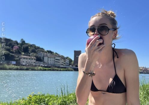 Full leaked Fredie halter private onlyfans photo