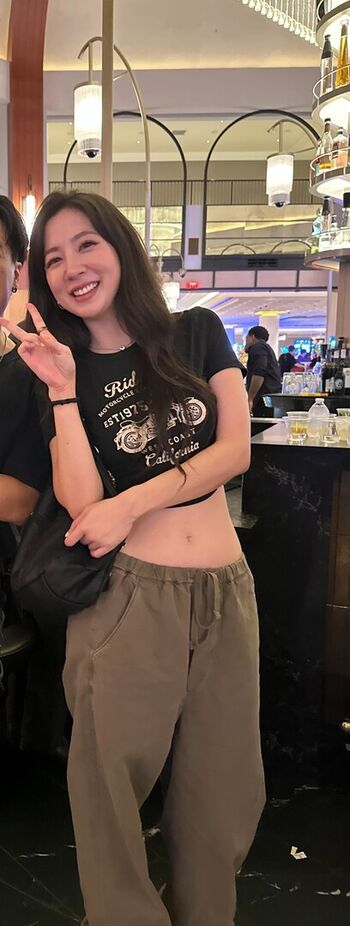Full leaked Fuslie private onlyfans photo