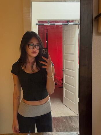 Full leaked Gabby hua private onlyfans photo