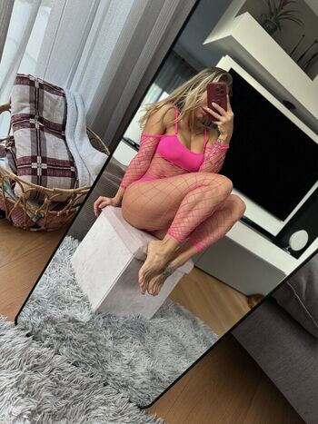 Full leaked Giuliadipinto private onlyfans photo