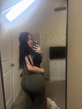 Full leaked Glodrina private onlyfans photo