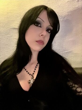 Full leaked Gothikbat private onlyfans photo