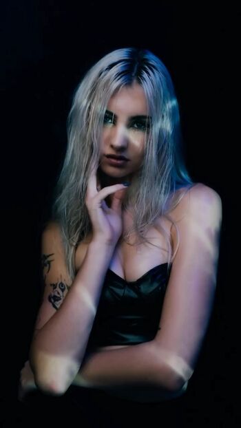 Full leaked Gracelyra private onlyfans photo