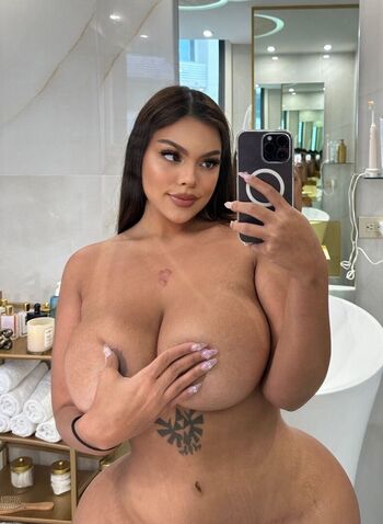 Full leaked Graci ebon private onlyfans photo
