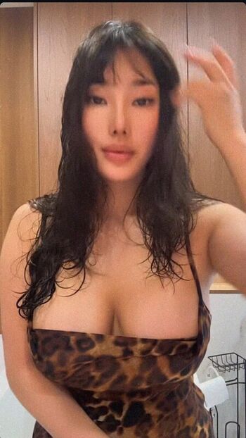 Full leaked Haliun b private onlyfans photo