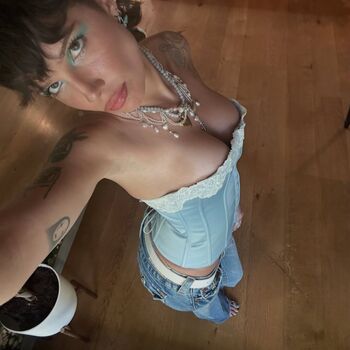Full leaked Halsey private onlyfans photo