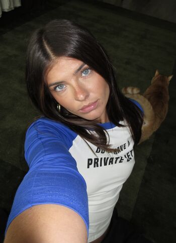 Full leaked Hannah schlenker private onlyfans photo