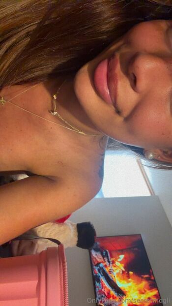Full leaked Happymogli private onlyfans photo
