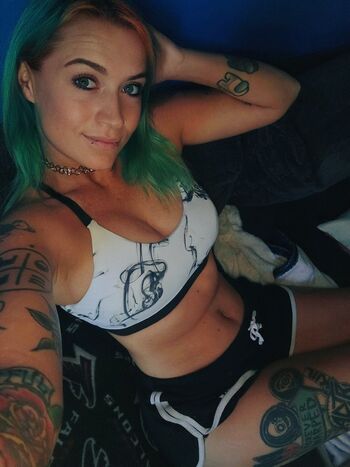 Full leaked Harleykaexo private onlyfans photo