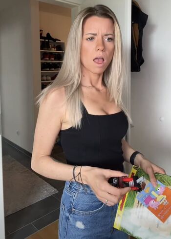 Full leaked Hayleyybayley private onlyfans photo