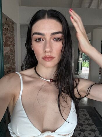 Full leaked Hazar erguclu private onlyfans photo