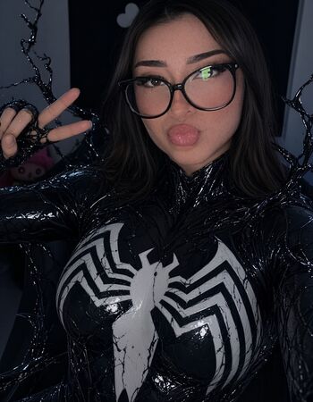 Full leaked Helydia private onlyfans photo