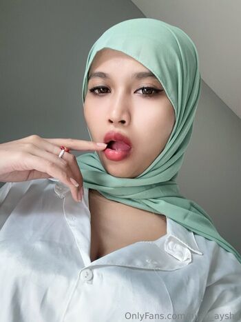 Full leaked Hijab aysha private onlyfans photo