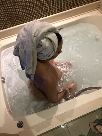 Full leaked Hnnh tly private onlyfans photo