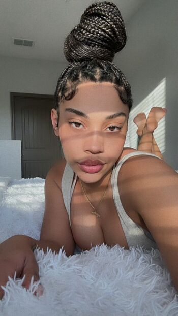 Full leaked Honey isabel private onlyfans photo