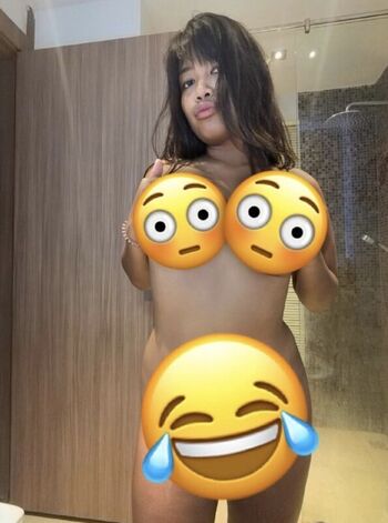 Full leaked Honey kanyarat private onlyfans photo
