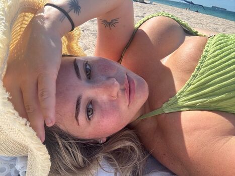 Full leaked Hotlikethesunnn private onlyfans photo