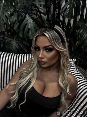 Full leaked Iamsamvela page private onlyfans photo