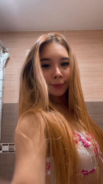 Full leaked Iamvalentina private onlyfans photo
