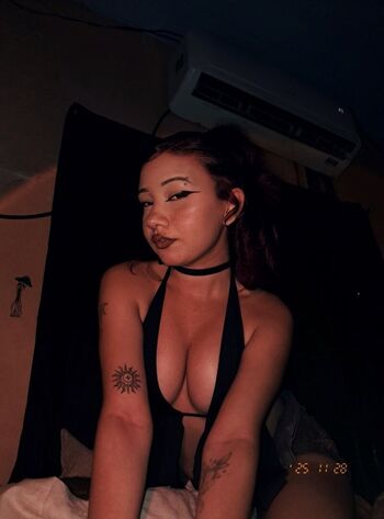 Full leaked Iluuvcatx private onlyfans photo