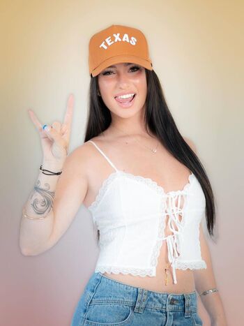 Full leaked Isabella defonte page private onlyfans photo