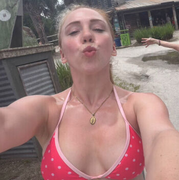 Full leaked Isla dawn private onlyfans photo