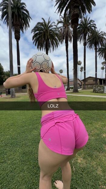 Full leaked Issadaviss private onlyfans photo