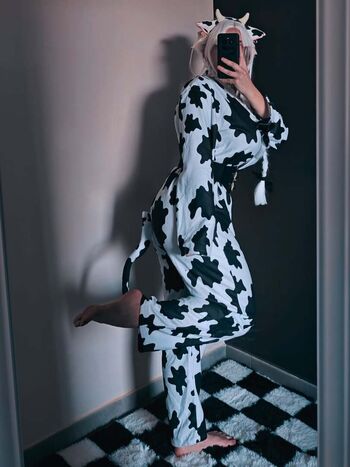 Full leaked Itsmoonica private onlyfans photo