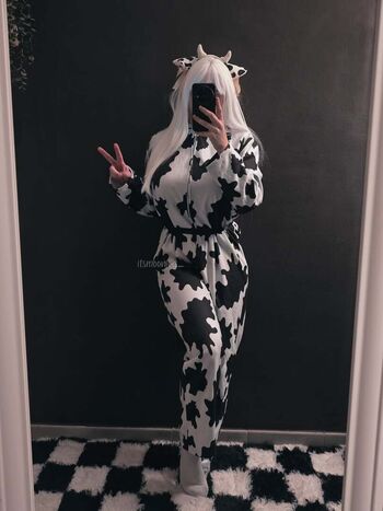 Full leaked Itsmoonica private onlyfans photo