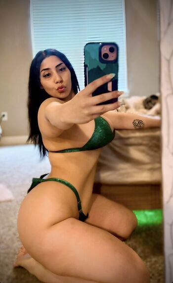 Full leaked Itssarapr private onlyfans photo