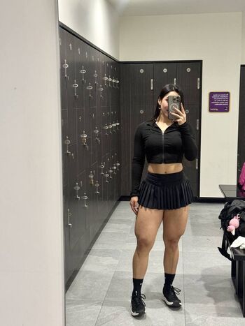 Full leaked Itzelsanchez private onlyfans photo