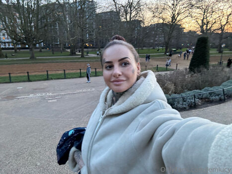 Full leaked Jemlucy private onlyfans photo