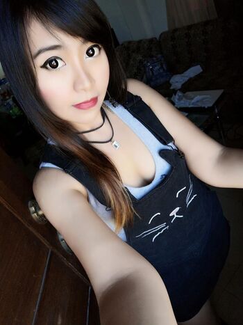 Full leaked Jenhime page private onlyfans photo