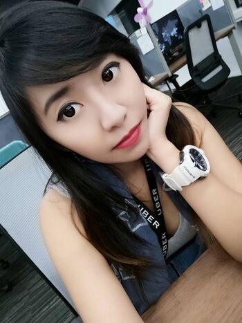 Full leaked Jenhime page private onlyfans photo