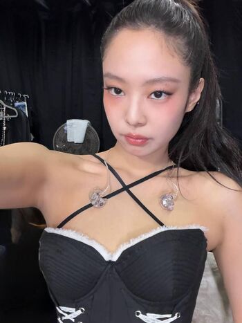 Full leaked Jennie blkpik private onlyfans photo