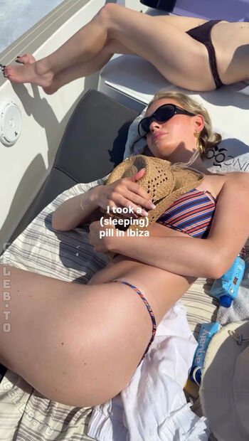 Full leaked Julemariep page private onlyfans photo