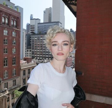 Full leaked Julia garner private onlyfans photo