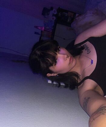 Full leaked Julia graham private onlyfans photo