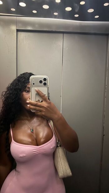 Full leaked Julybubbles private onlyfans photo