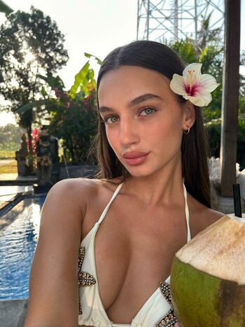 Full leaked Karla cristea private onlyfans photo