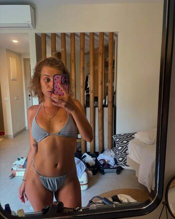 Full leaked Katezinka private onlyfans photo