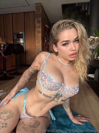 Full leaked Katysancheskiihott private onlyfans photo